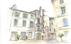 Uzès la Tour Médiévale Centre Historique